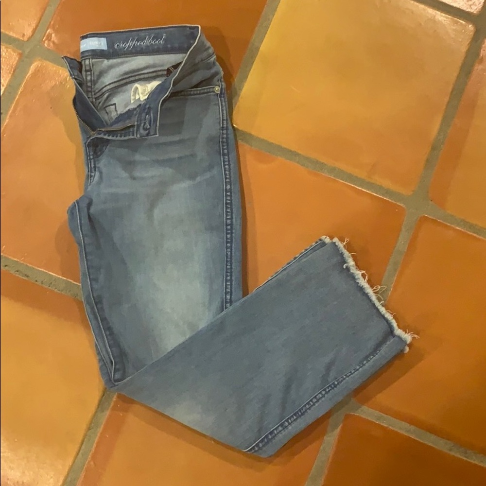 7 Cropped Bootcut Jeans